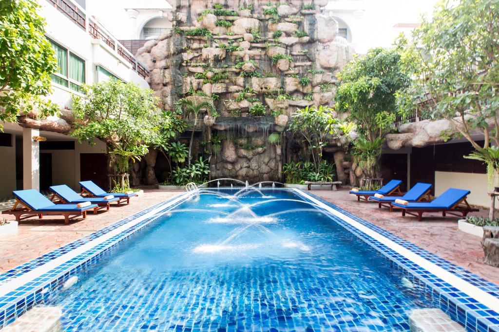 The Agate Pattaya Boutique Resort Exterior photo